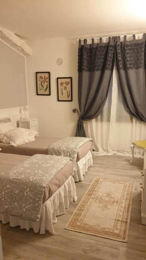 Mezzana Casalbinaアパートメント エクステリア 写真